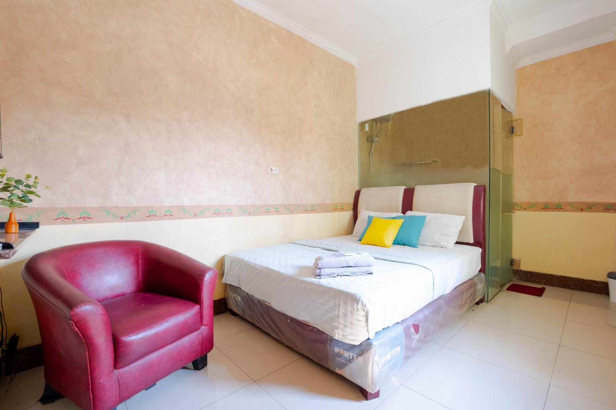 Nusa Indah Syariah Hotel Bandara By Abdihome Tangerang Bagian luar foto