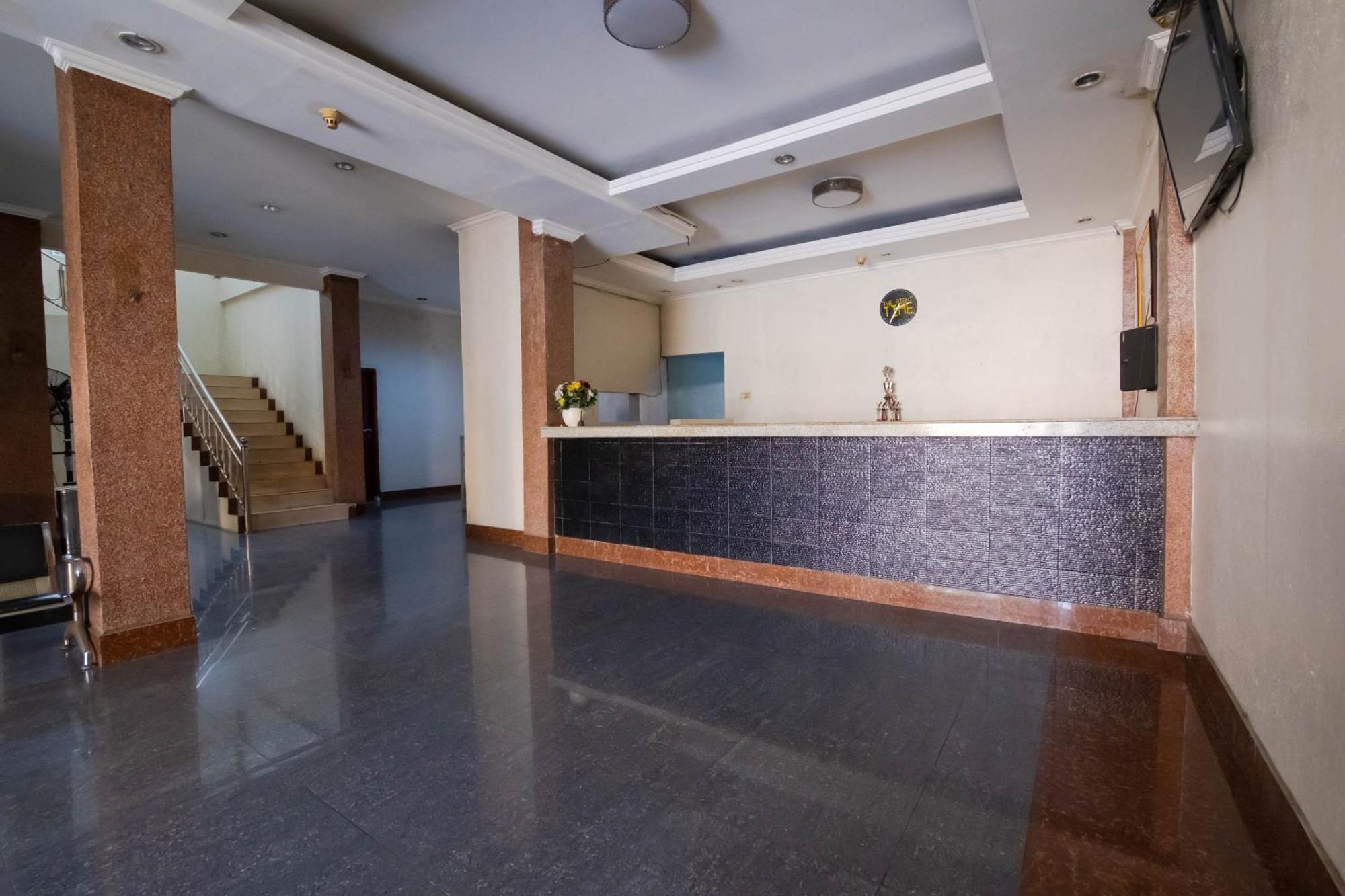 Nusa Indah Syariah Hotel Bandara By Abdihome Tangerang Bagian luar foto